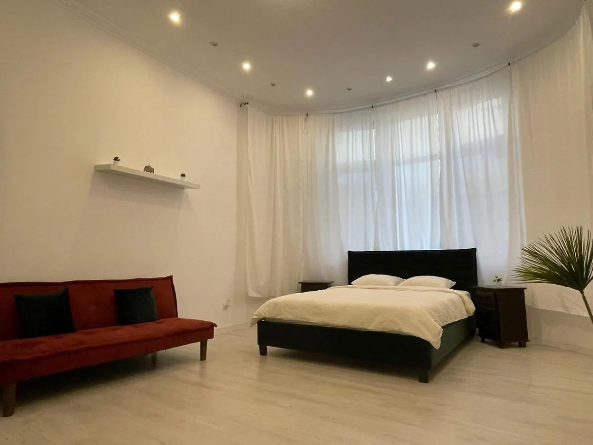 Outstanding 3Br Ultracentral Cityview Balcony Aaa Apartment Bucharest